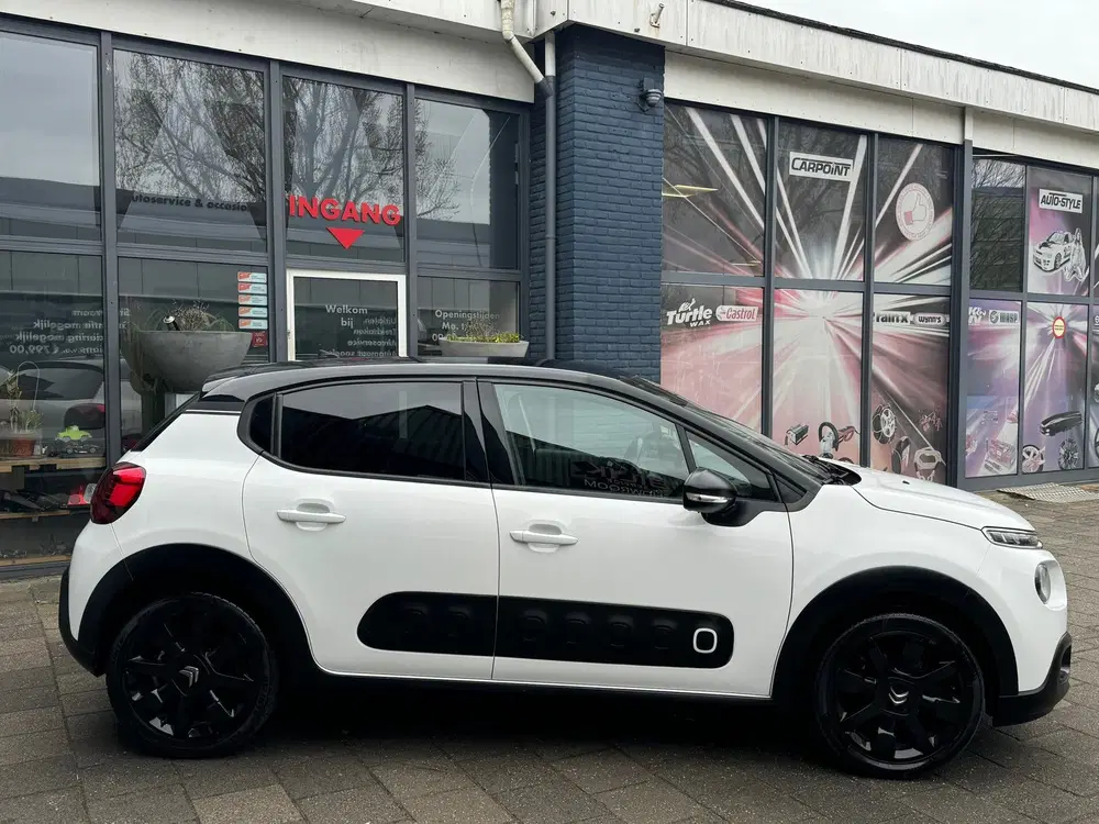 Citroën C3 Citroen C3 1.2 PureTech S&S Shine uit 2019, foto 4