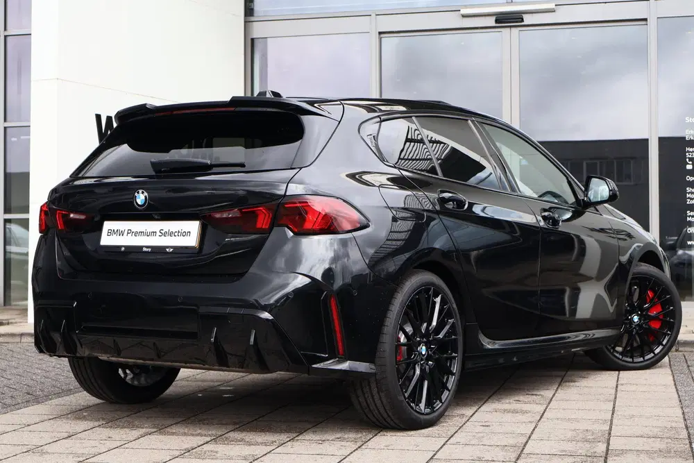 BMW 1-serie 120 M Sport Automaat uit 2026, foto 11