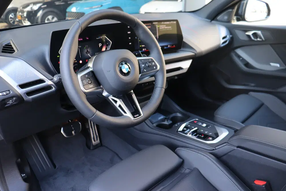 BMW 1-serie 120 M Sport Automaat uit 2026, foto 13