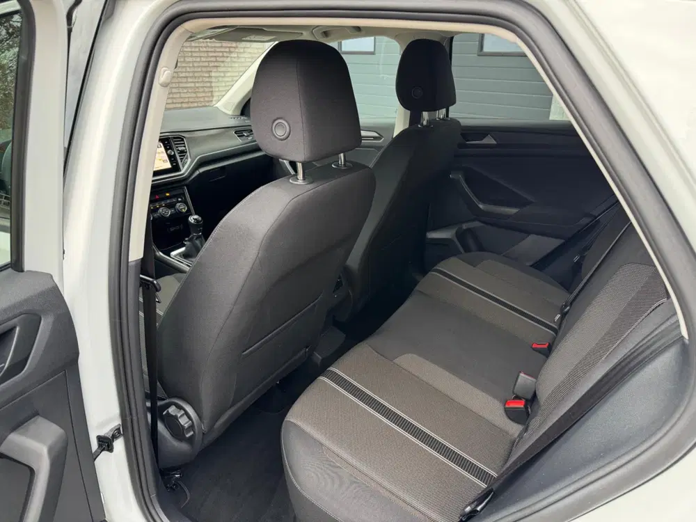 Volkswagen T-Roc 1.5 TSI Sport Business R Navi uit 2019, foto 7