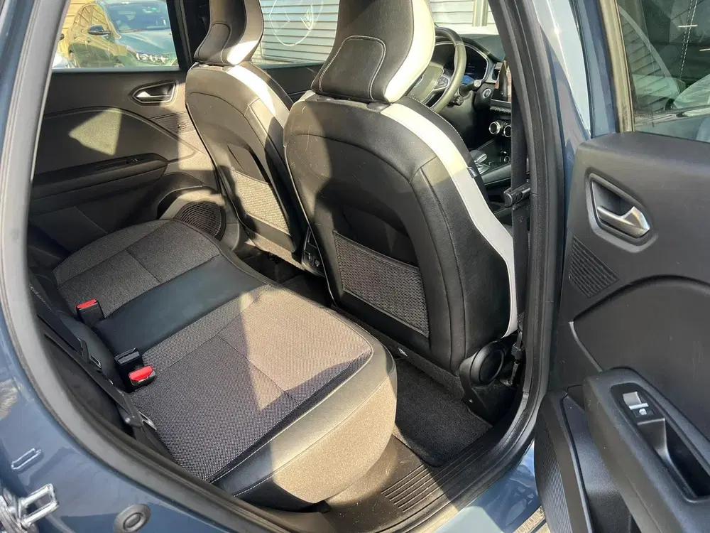 Renault Captur 1.6 E-Tech Plug-in Hybrid 160 Business uit 2020, foto 11