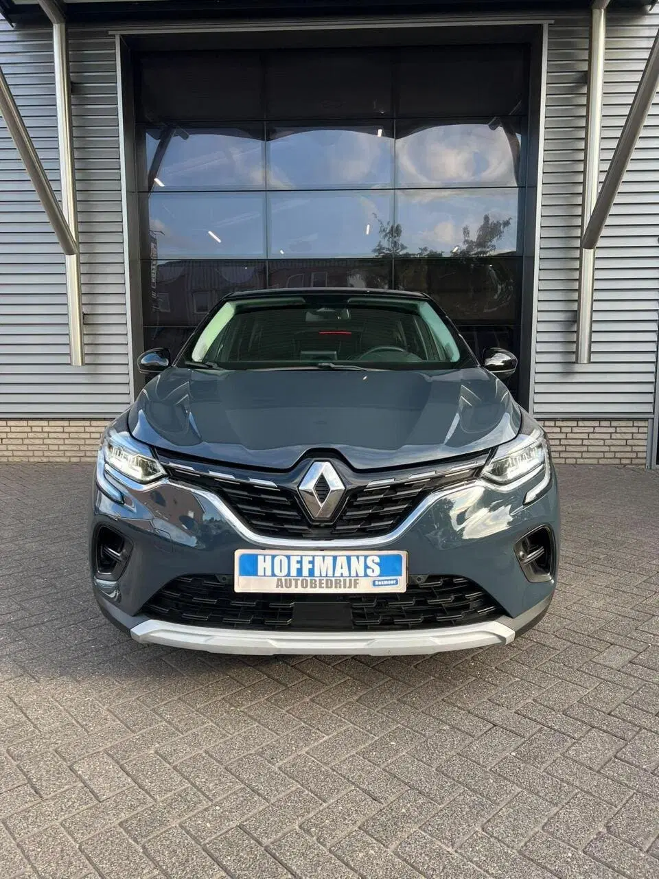 Renault Captur 1.6 E-Tech Plug-in Hybrid 160 Business uit 2020, foto 3