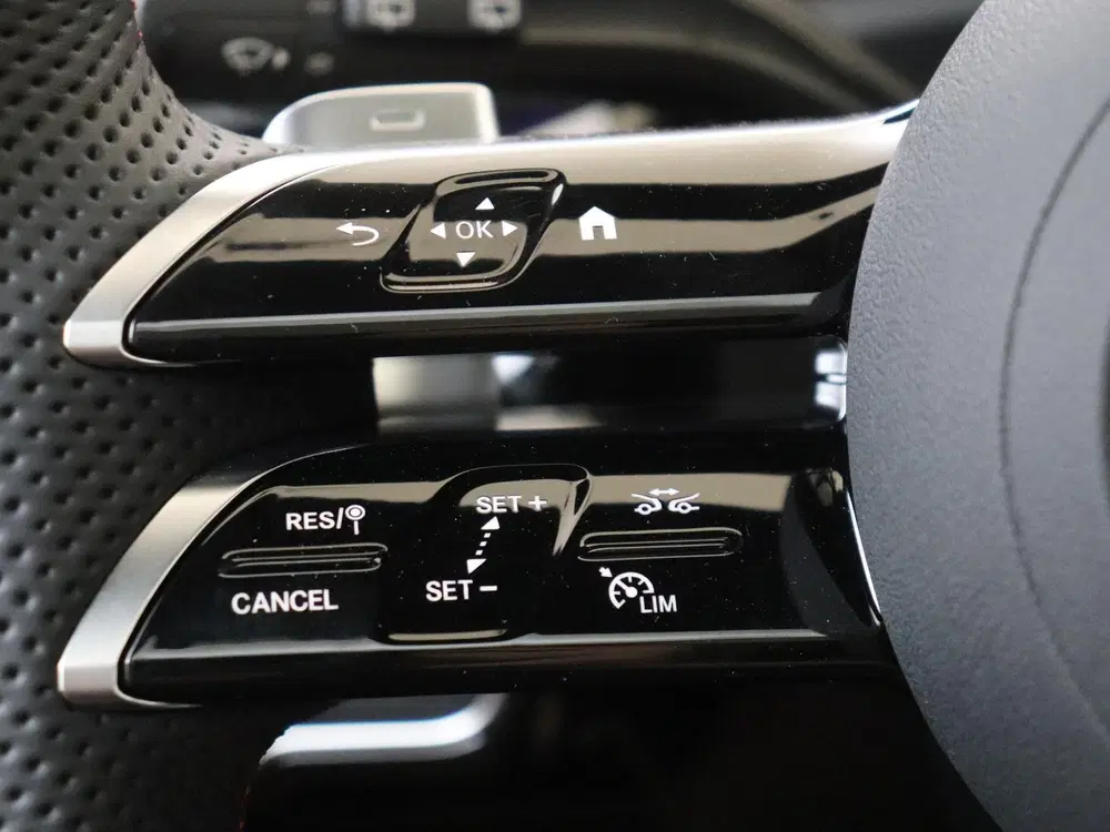 Mercedes-Benz A-Klasse 250 e Business Solution AMG Panoramad uit 2026, foto 12
