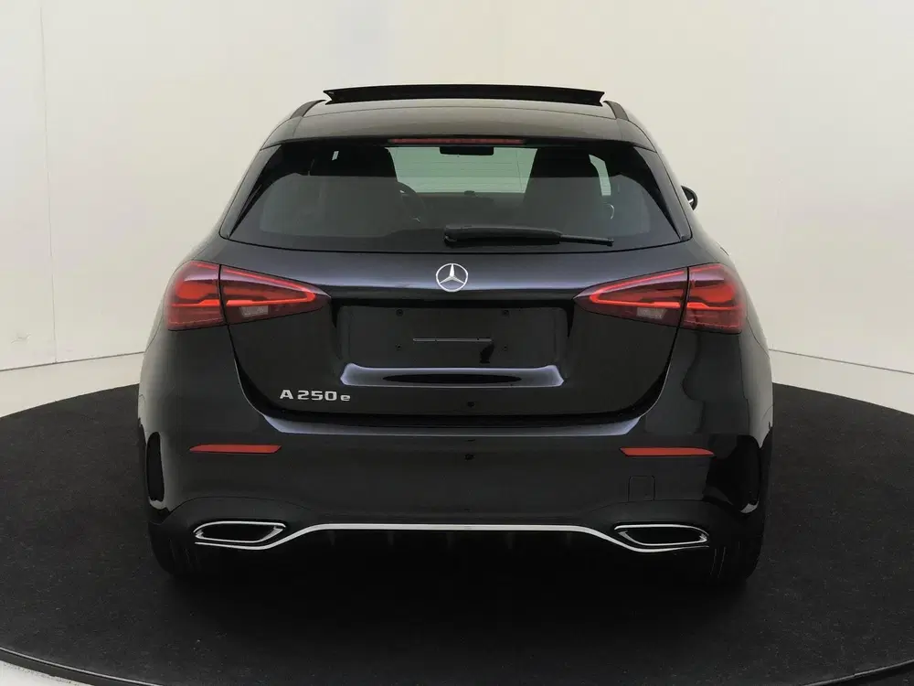 Mercedes-Benz A-Klasse 250 e Business Solution AMG Panoramad uit 2026, foto 6