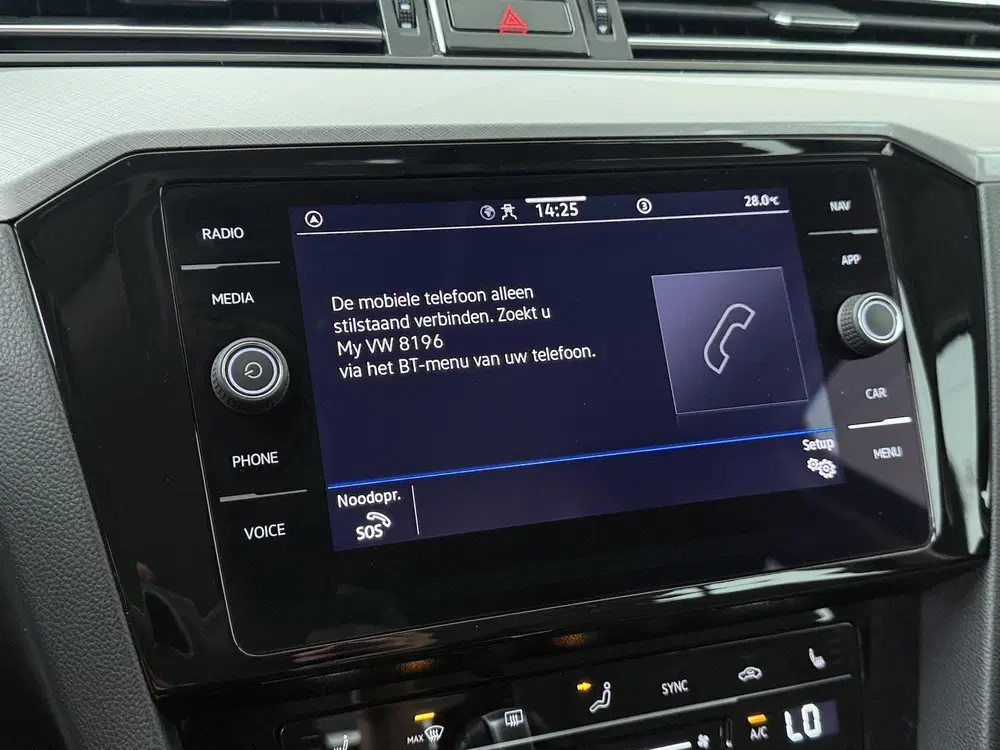 Volkswagen Passat 1.5 TSI Business uit 2022, foto 15