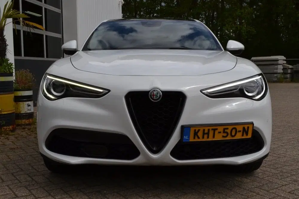 Alfa Romeo Stelvio 2.0 T AWD Sprint uit 2021, foto 4