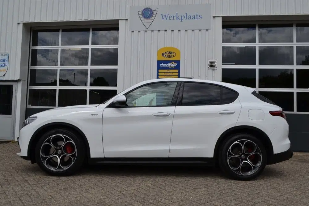 Alfa Romeo Stelvio 2.0 T AWD Sprint uit 2021, foto 6