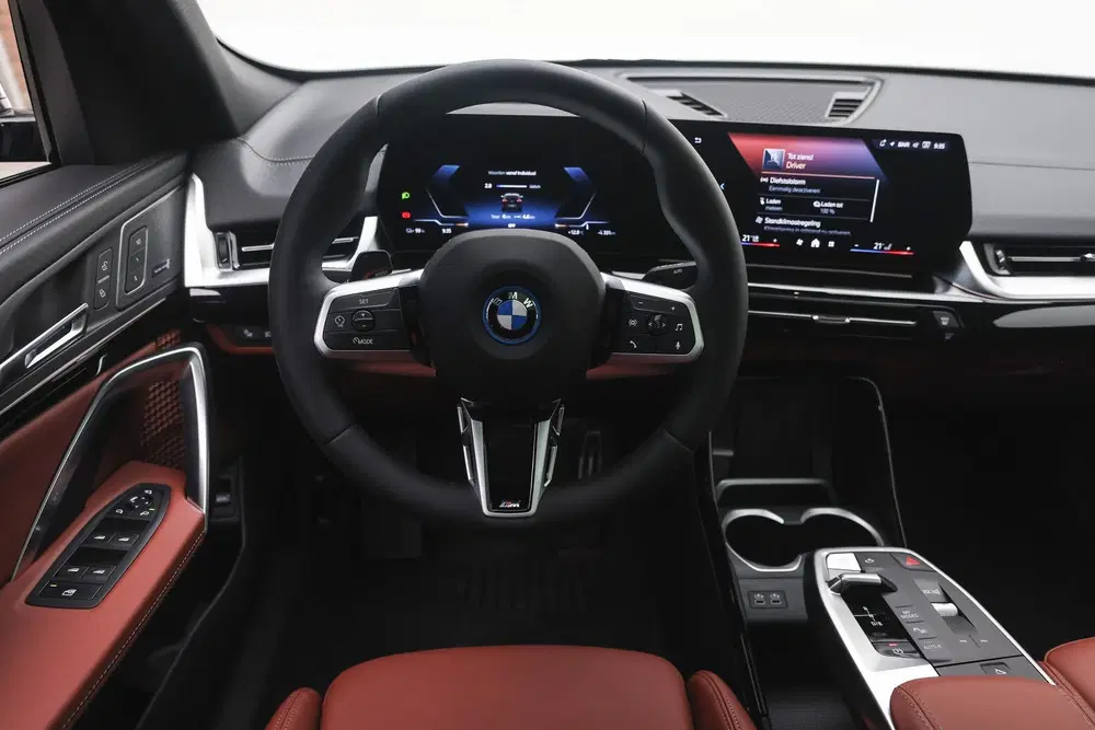 BMW iX2 eDrive20 M Sport uit 2026, foto 3
