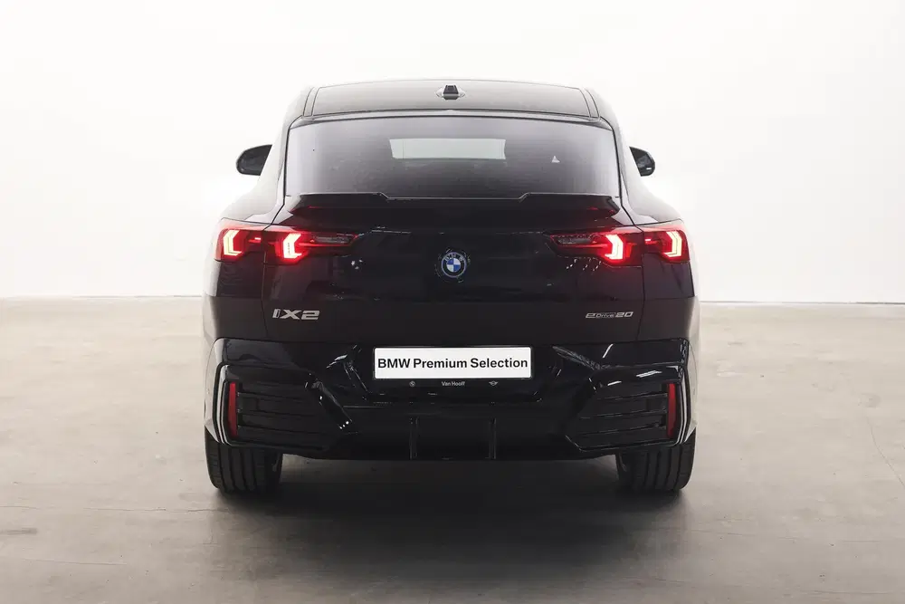 BMW iX2 eDrive20 M Sport uit 2026, foto 6