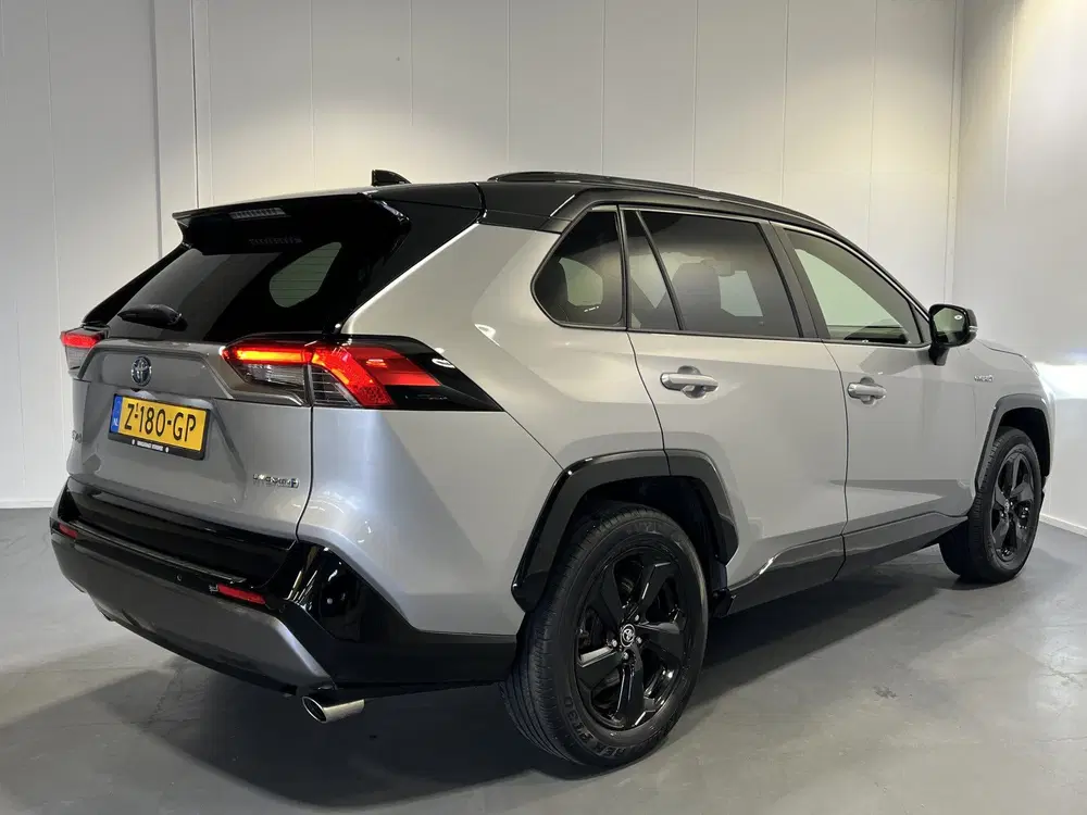 Toyota RAV 4 2.5 Hybrid Executive uit 2019, foto 2