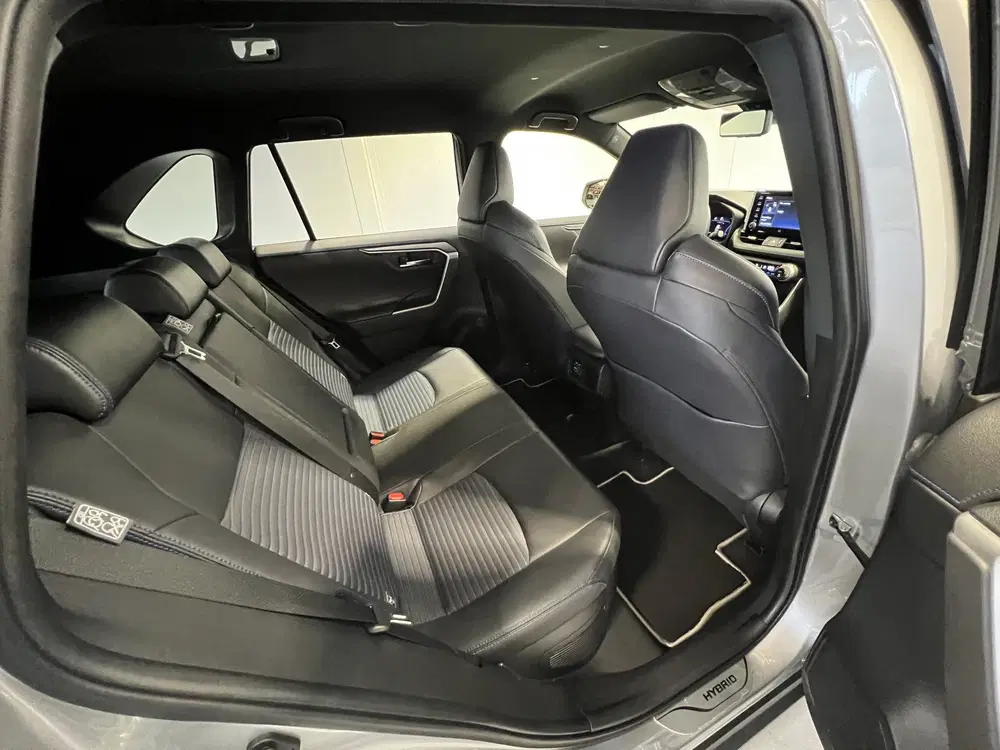 Toyota RAV 4 2.5 Hybrid Executive uit 2019, foto 8