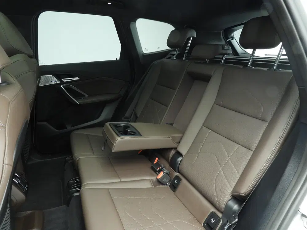 BMW X1 sDrive18i uit 2023, foto 8