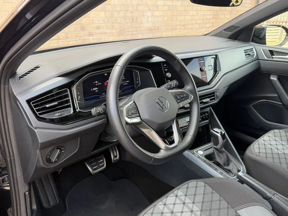 Volkswagen Taigo 1.0 TSI R-Line Business uit 2023, foto 10