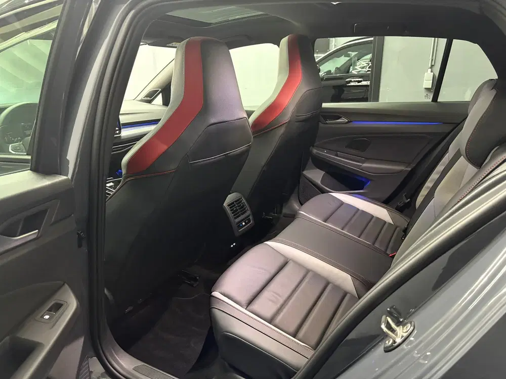 Volkswagen Golf 8.5 GTI 2.0 Pano Headup Leer uit 2025, foto 13