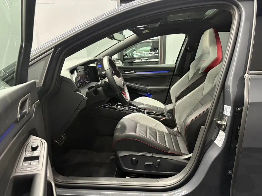 Volkswagen Golf 8.5 GTI 2.0 Pano Headup Leer uit 2025, foto 5