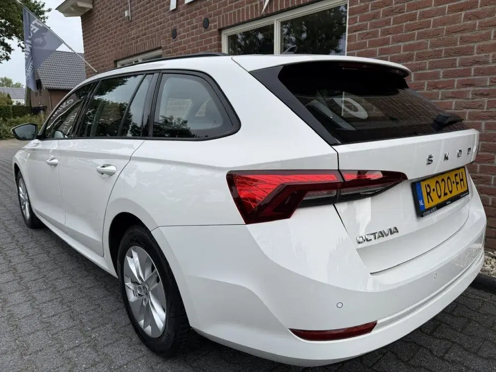 Skoda Octavia 1.0 TSI Ambition VIRTUAL.COCKPIT uit 2022, foto 14