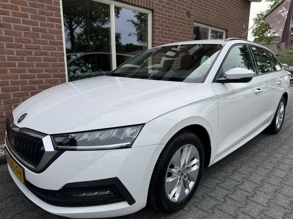 Skoda Octavia 1.0 TSI Ambition VIRTUAL.COCKPIT uit 2022, foto 15