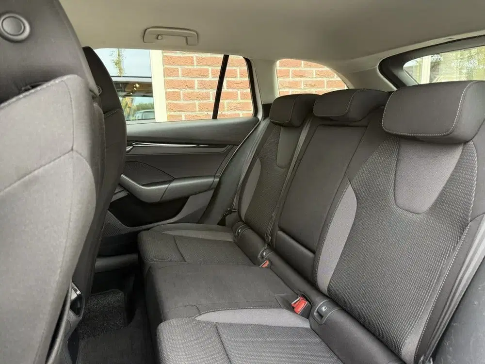 Skoda Octavia 1.0 TSI Ambition VIRTUAL.COCKPIT uit 2022, foto 4