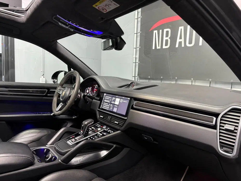 Porsche Cayenne 4.0 Turbo 4M Pano Burmester Stoelk uit 2019, foto 10