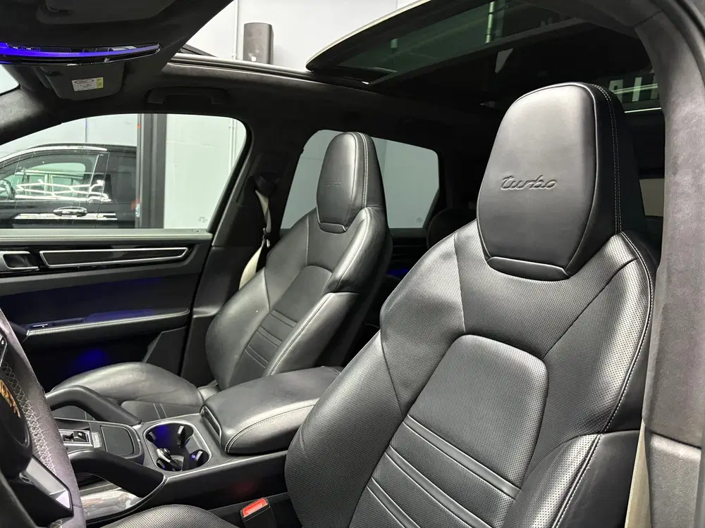 Porsche Cayenne 4.0 Turbo 4M Pano Burmester Stoelk uit 2019, foto 8