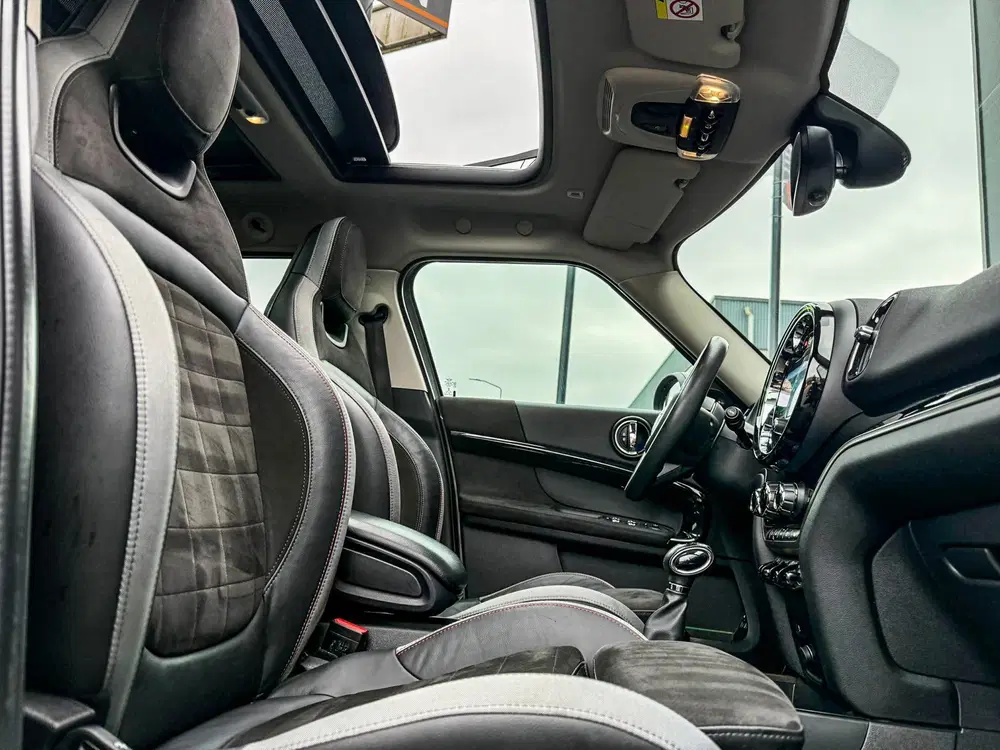 Mini Countryman Mini Countryman Cooper S E ALL4 Chili 220p uit 2020, foto 10