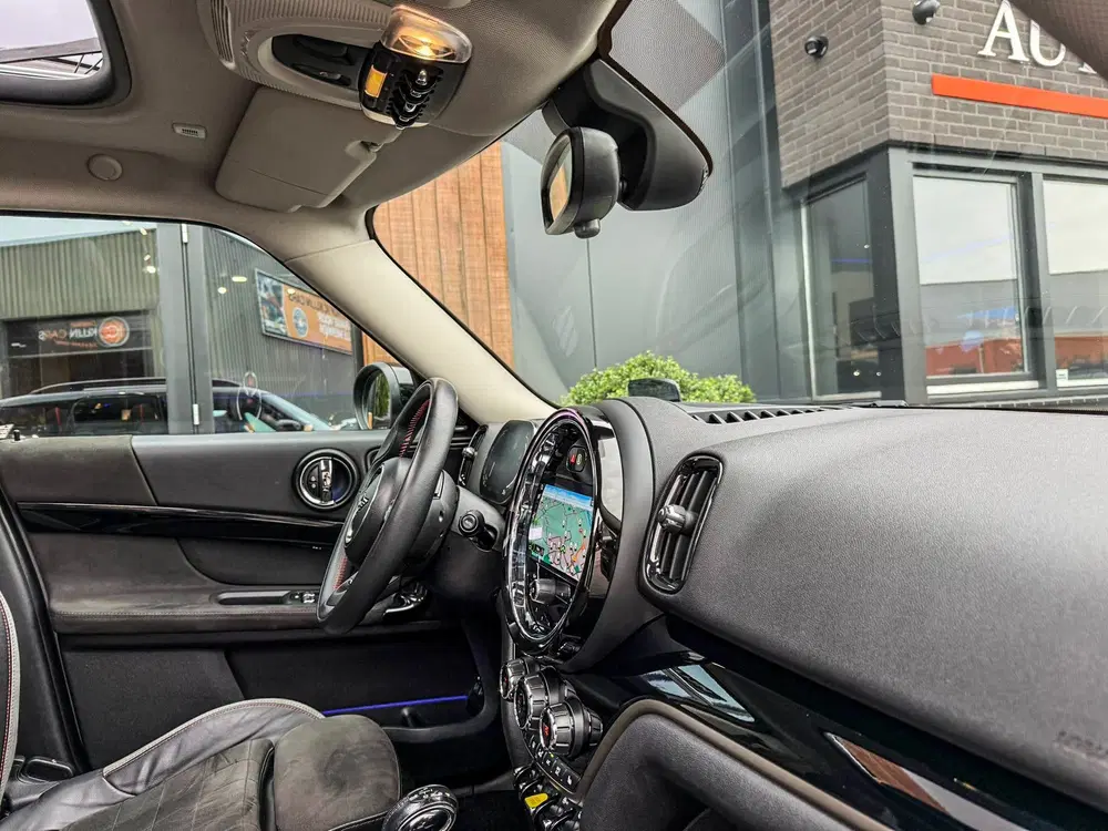 Mini Countryman Mini Countryman Cooper S E ALL4 Chili 220p uit 2020, foto 12