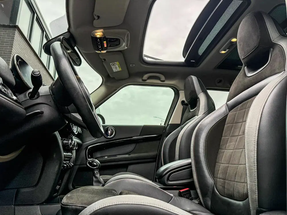 Mini Countryman Mini Countryman Cooper S E ALL4 Chili 220p uit 2020, foto 4