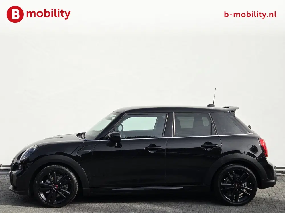 Mini John Cooper Works 1.5 John Cooper Works 5-Drs. JCW Sportstoe uit 2022, foto 2