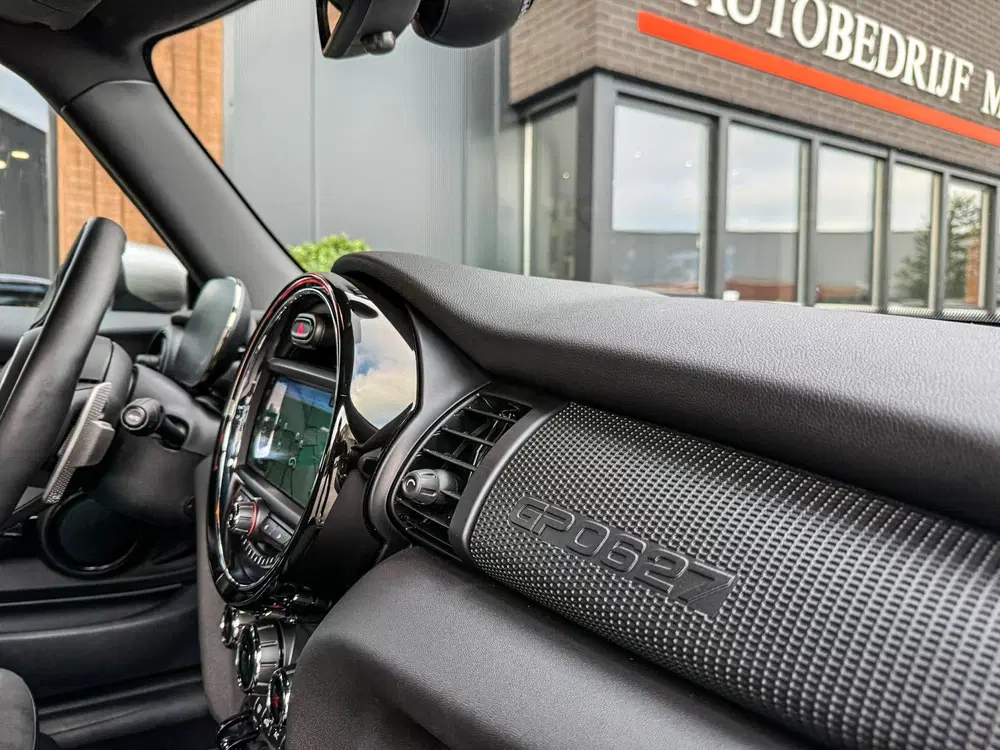 Mini John Cooper Works 2.0 John Cooper Works GP3 F1 aut 306PK Lim uit 2020, foto 10
