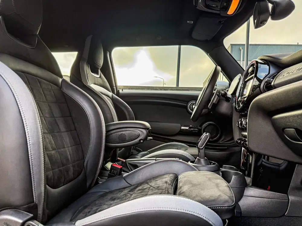 Mini John Cooper Works 2.0 John Cooper Works GP3 F1 aut 306PK Lim uit 2020, foto 14
