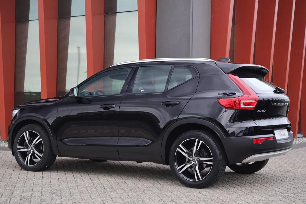Volvo XC40 T4 Momentum uit 2019, foto 3