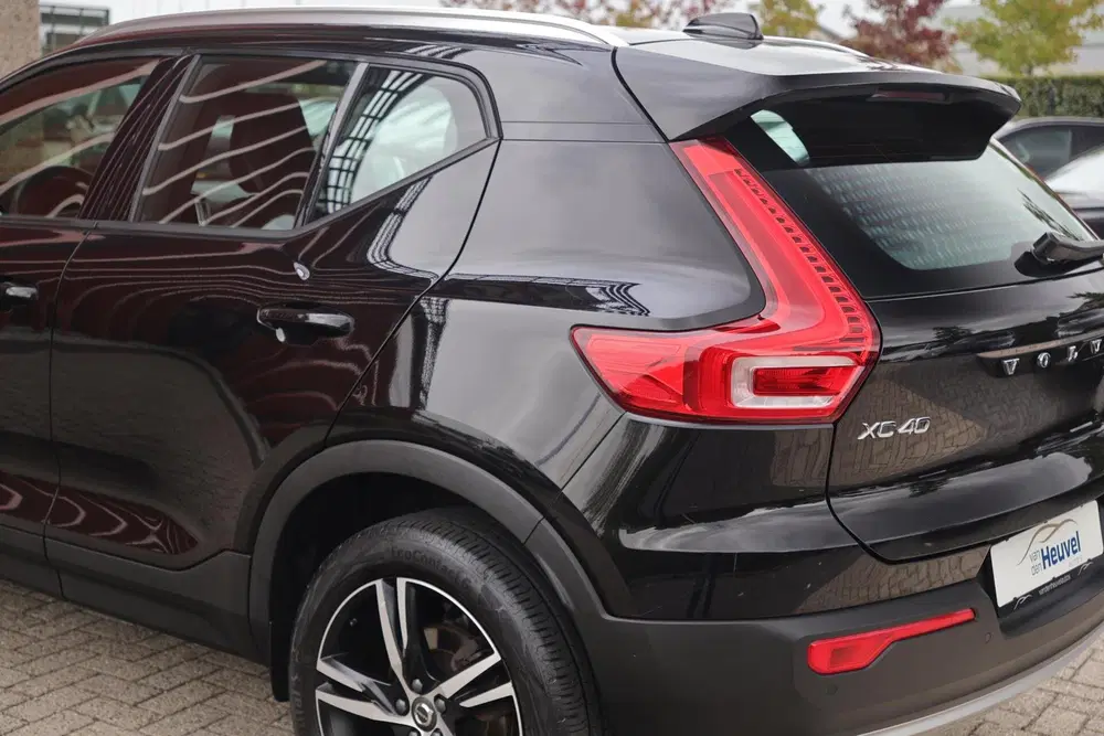 Volvo XC40 T4 Momentum uit 2019, foto 9