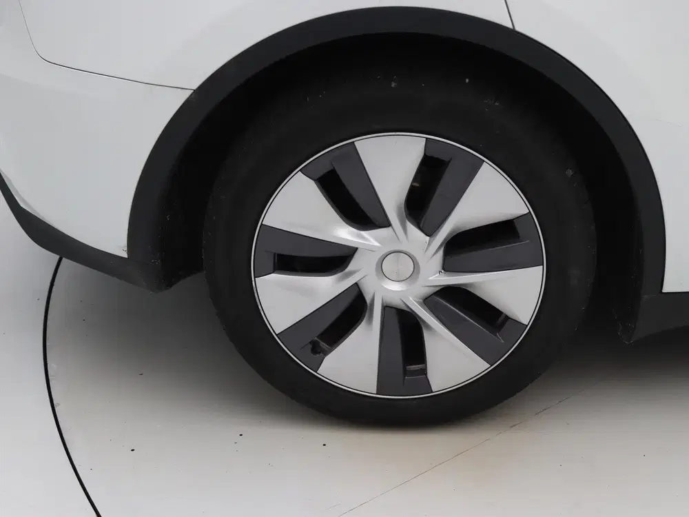 Tesla Model Y Long Range AWD 75kWh 351pk 92.8% SoH [ TRE uit 2023, foto 11