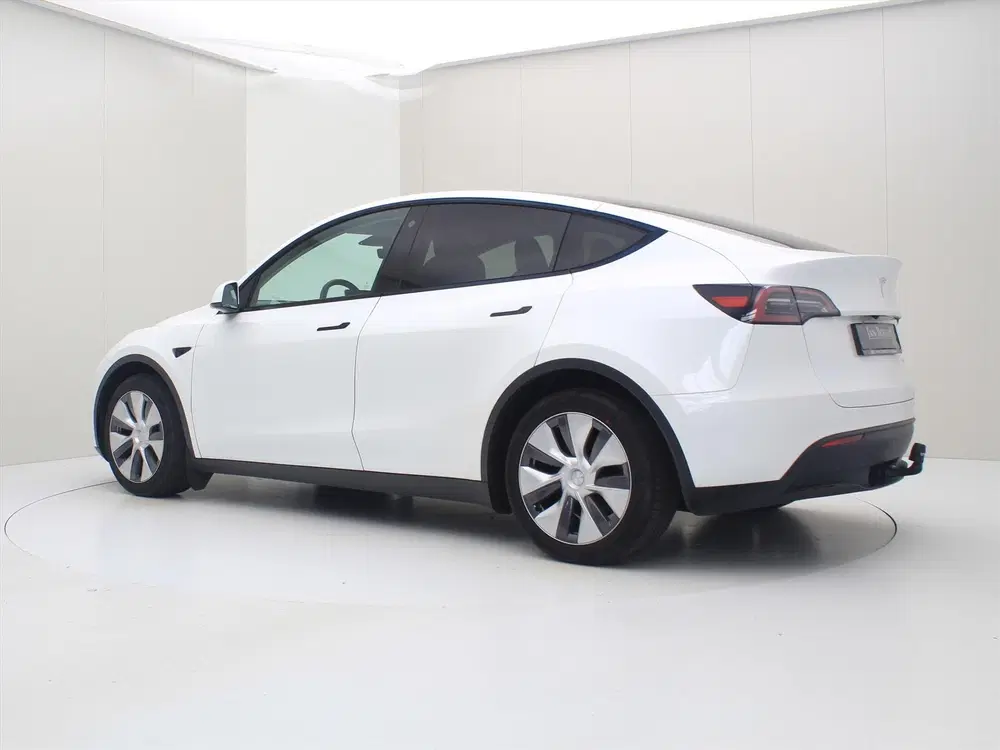 Tesla Model Y Long Range AWD 75kWh 351pk 92.8% SoH [ TRE uit 2023, foto 3