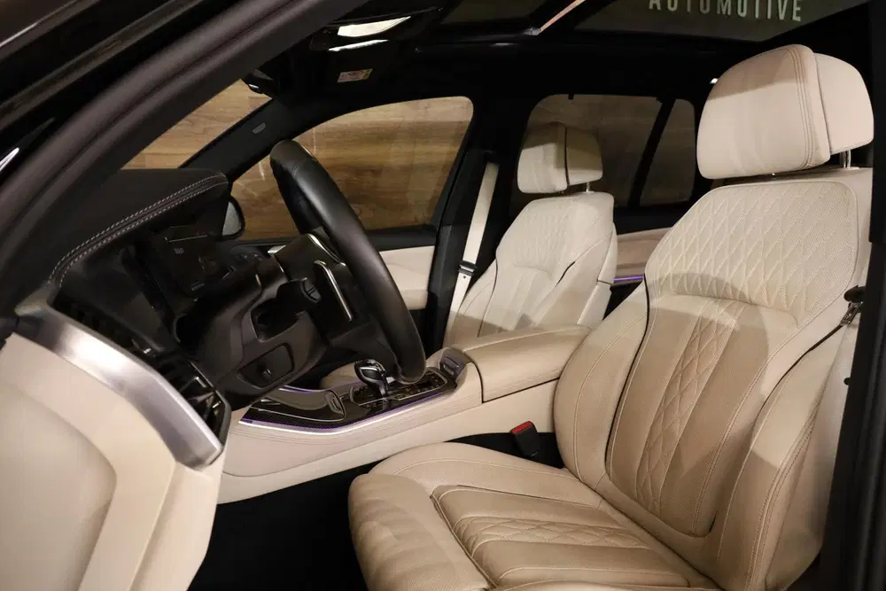 BMW X5 xDrive45e M-Sport uit 2023, foto 7