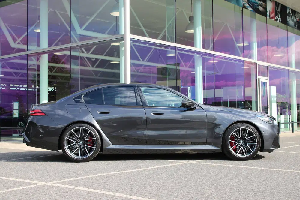 BMW M5 Automaat uit 2025, foto 14