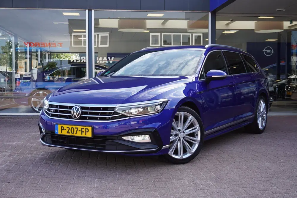 Volkswagen Passat 1.5 TSI R-Line Business + Automaat uit 2020