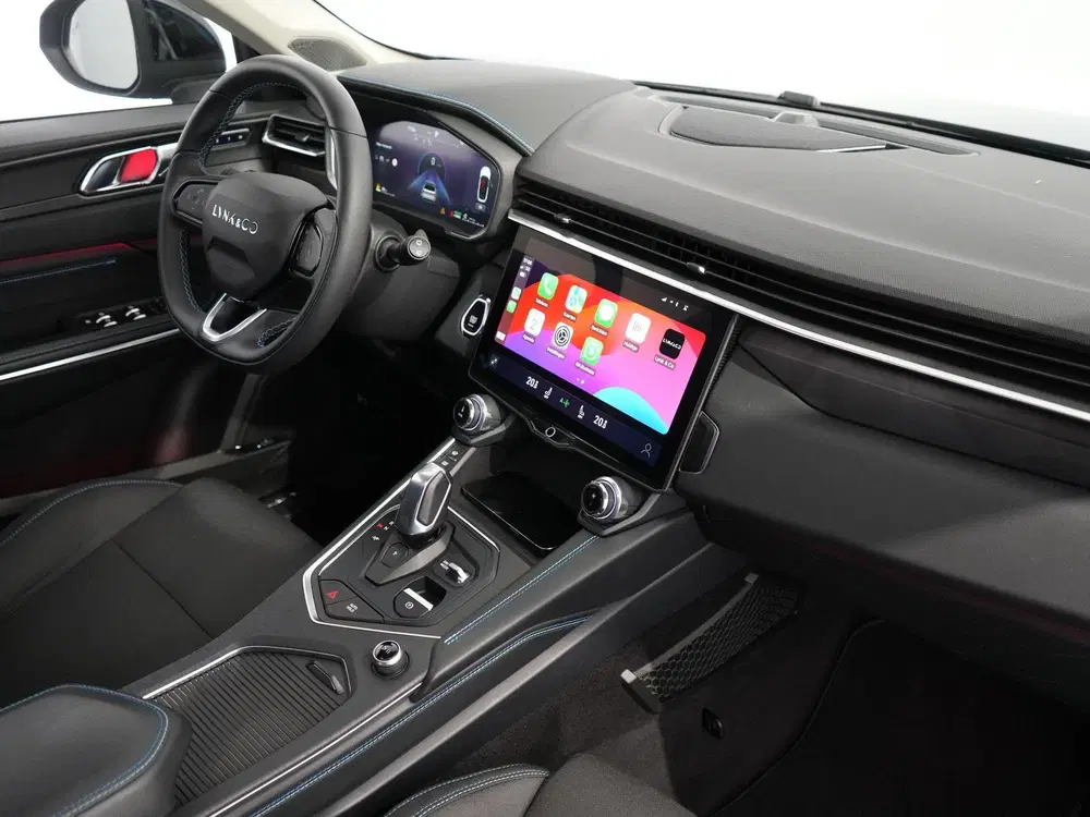 Lynk & Co 01 1.5 uit 2022, foto 3