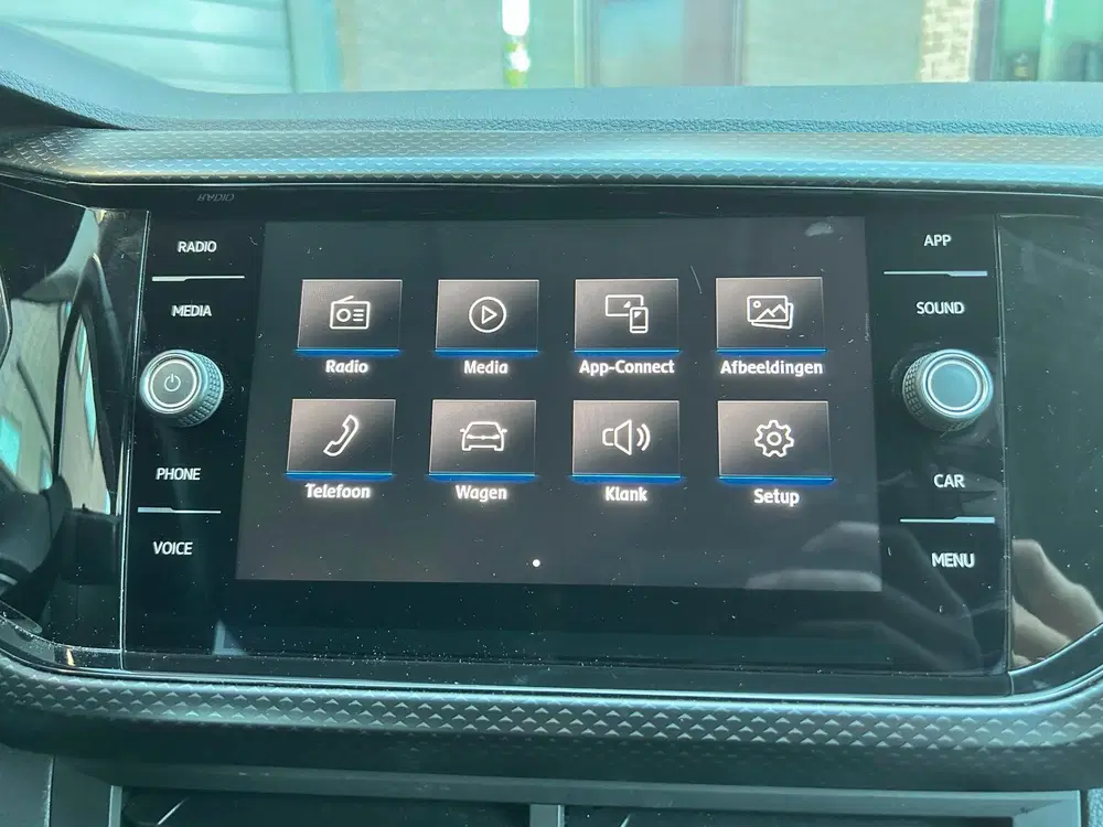 Volkswagen T-Cross 1.0 TSI Life 116PK R-Line uit 2019, foto 12