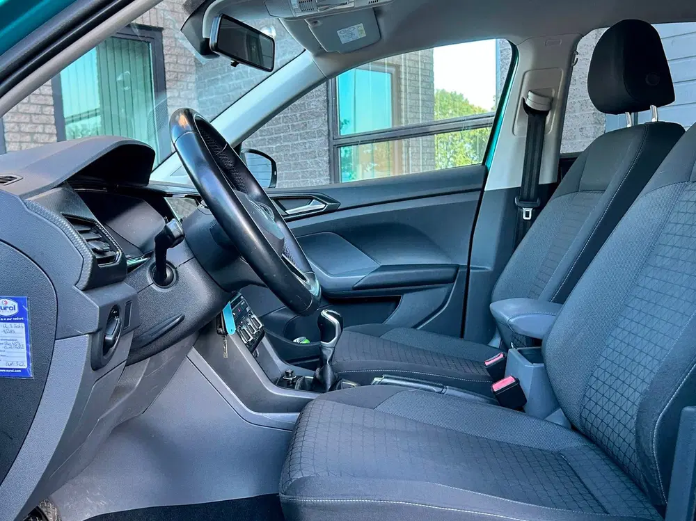 Volkswagen T-Cross 1.0 TSI Life 116PK R-Line uit 2019, foto 8