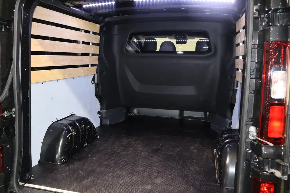 Renault Trafic 2.0 dCi 170pk Automaat L2 H1 DC Luxe Bpm V uit 2024, foto 15