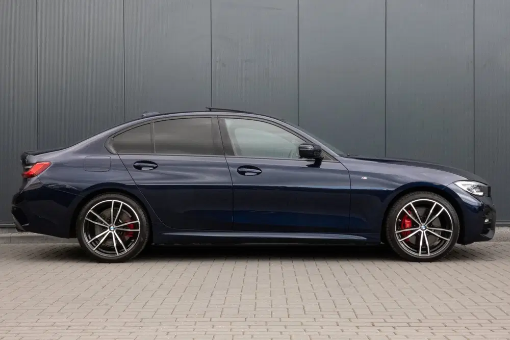 BMW 3-serie 330e High Executive uit 2021, foto 10