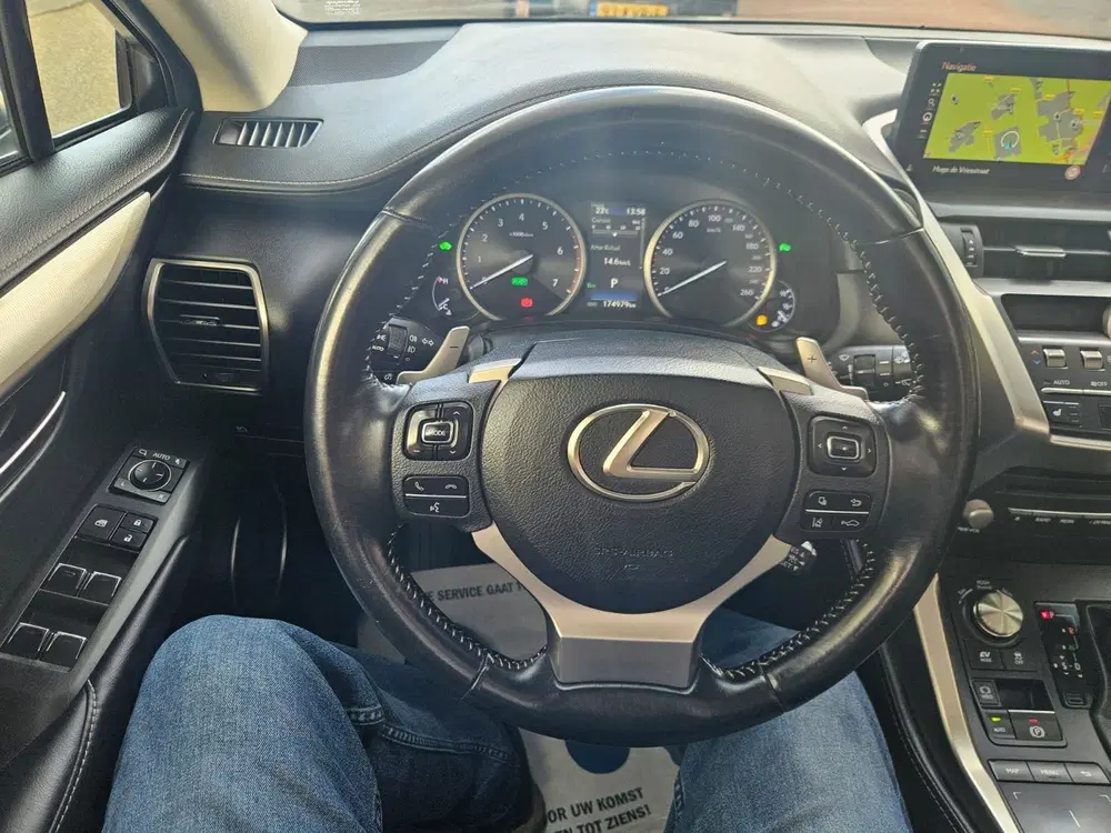 Lexus NX 300h AWD GARANTIE Pano Dak Vol optie uit 2019, foto 10