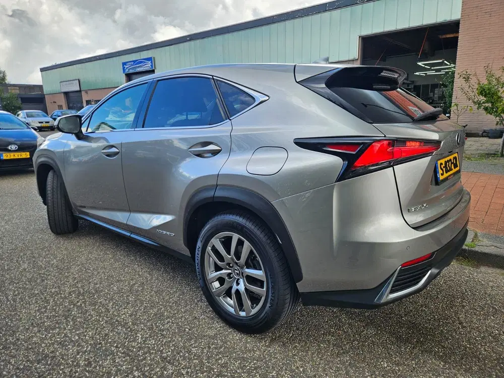 Lexus NX 300h AWD GARANTIE Pano Dak Vol optie uit 2019, foto 3