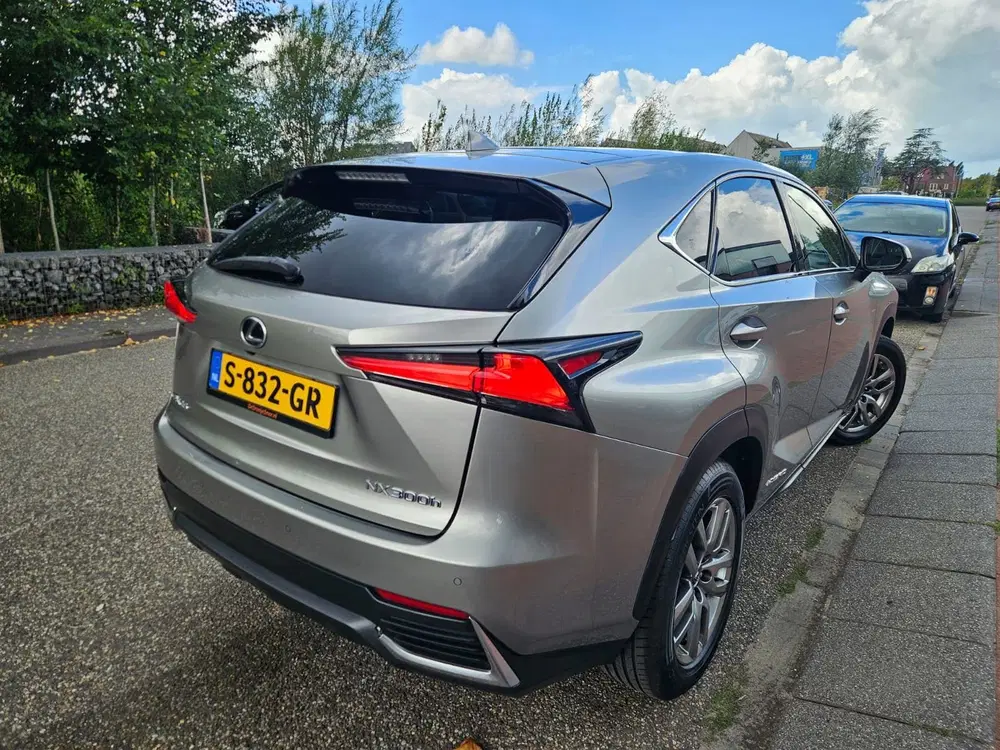 Lexus NX 300h AWD GARANTIE Pano Dak Vol optie uit 2019, foto 5