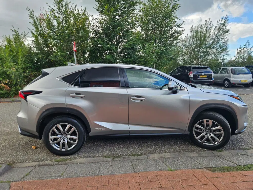 Lexus NX 300h AWD GARANTIE Pano Dak Vol optie uit 2019, foto 6