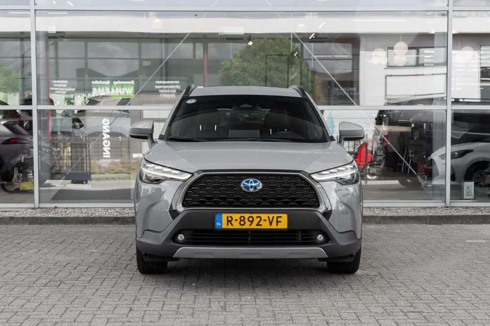 Toyota Corolla Cross 2.0 High Power Hybrid First Edition uit 2022, foto 14