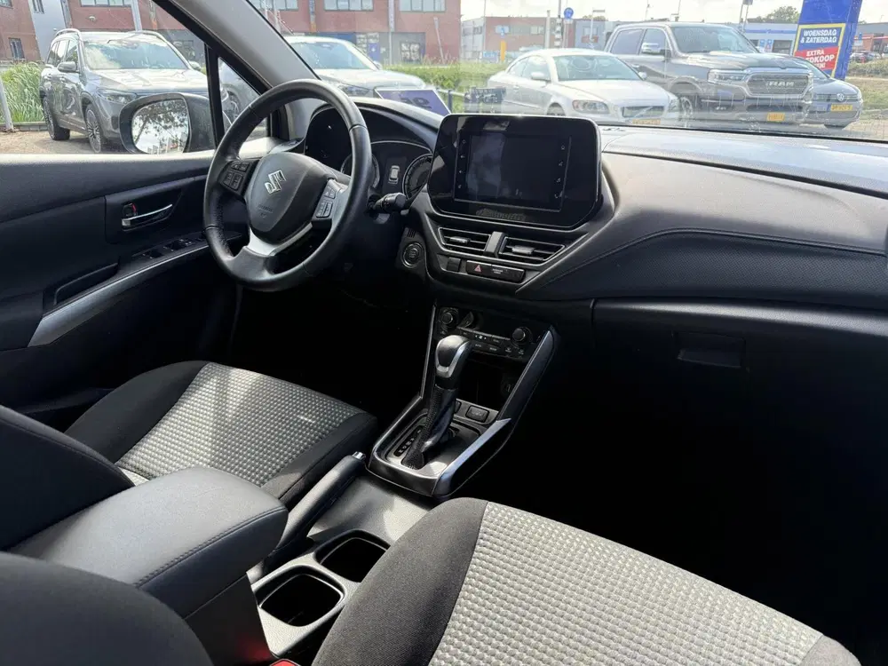 Suzuki S-Cross 1.5 Hybrid Style met fijne opties uit 2024, foto 8