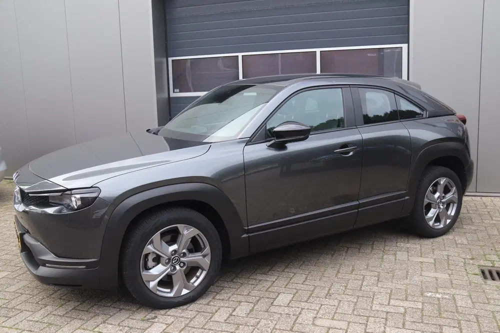 Mazda MX-30 e-SkyActiv 145 Comfort 36 kWh uit 2021, foto 4