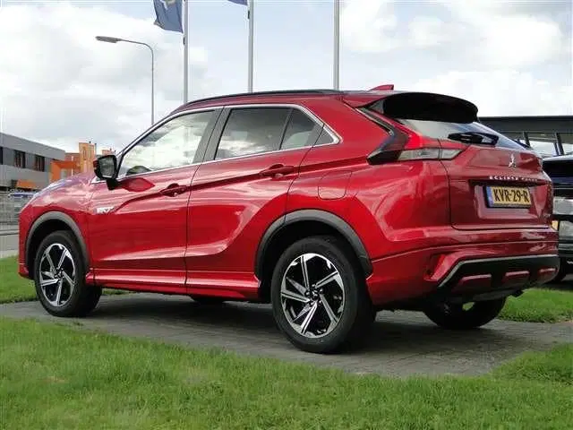 Mitsubishi Eclipse Cross PHEV 2.4 Executive uit 2024, foto 2